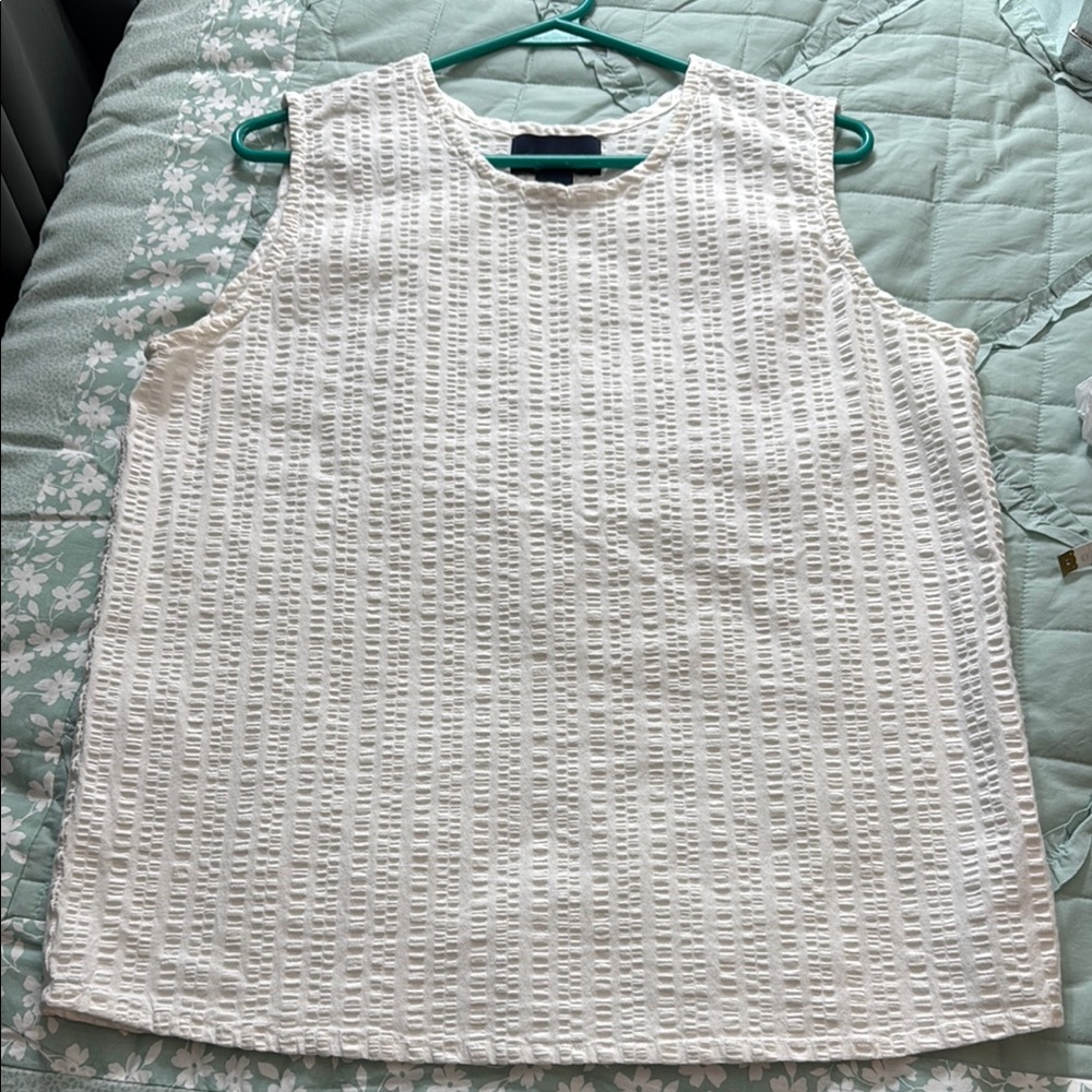 Denim&Co White Sleeveless Boxy Top